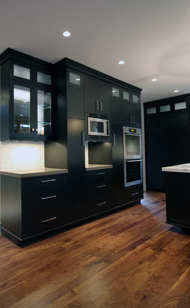 Kitchen Remodel with Black Kitchen Cabinets