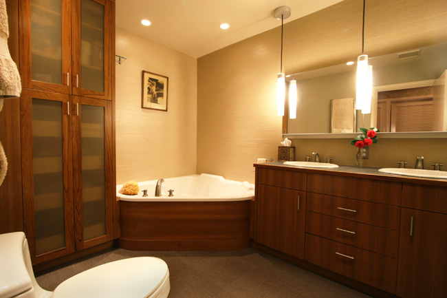 Bathroom remodel in Koin Tower condominium, Portland