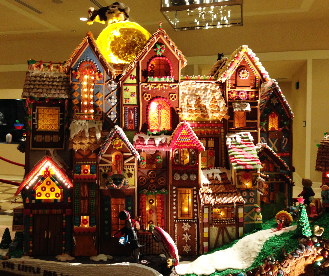 Seattle Home Building in Miniature 21st Annual Gingerbread Village Pics