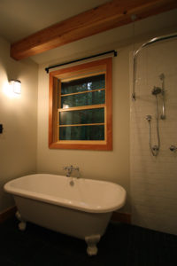 Bathroom in Rhododendron Cabin