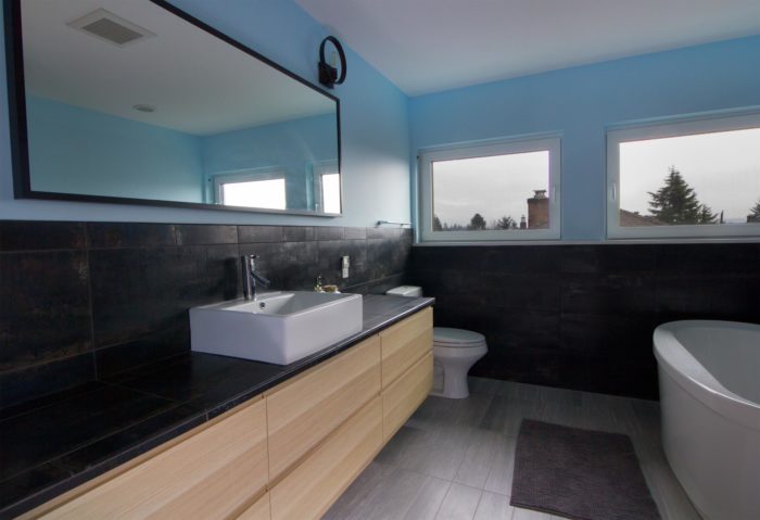 Bathroom in Sunset Hill Home Addition by Seattle General Contractor Hammer & Hand