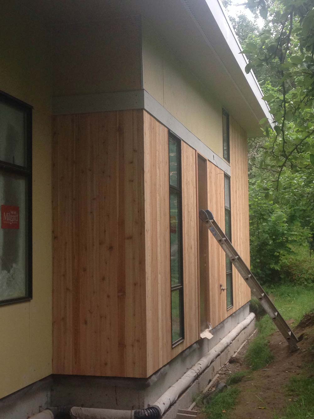 Siding underway at Sherwood new home building project