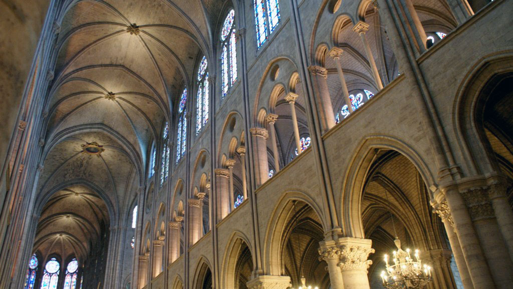 Notre Dame interior, photo by Lynette Chea under Creative Commons license