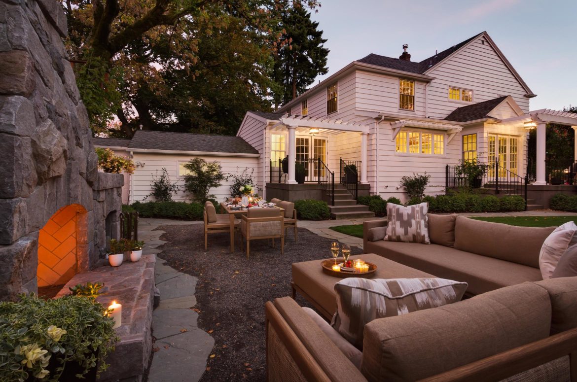Outdoor Living Area | Hammer and Hand