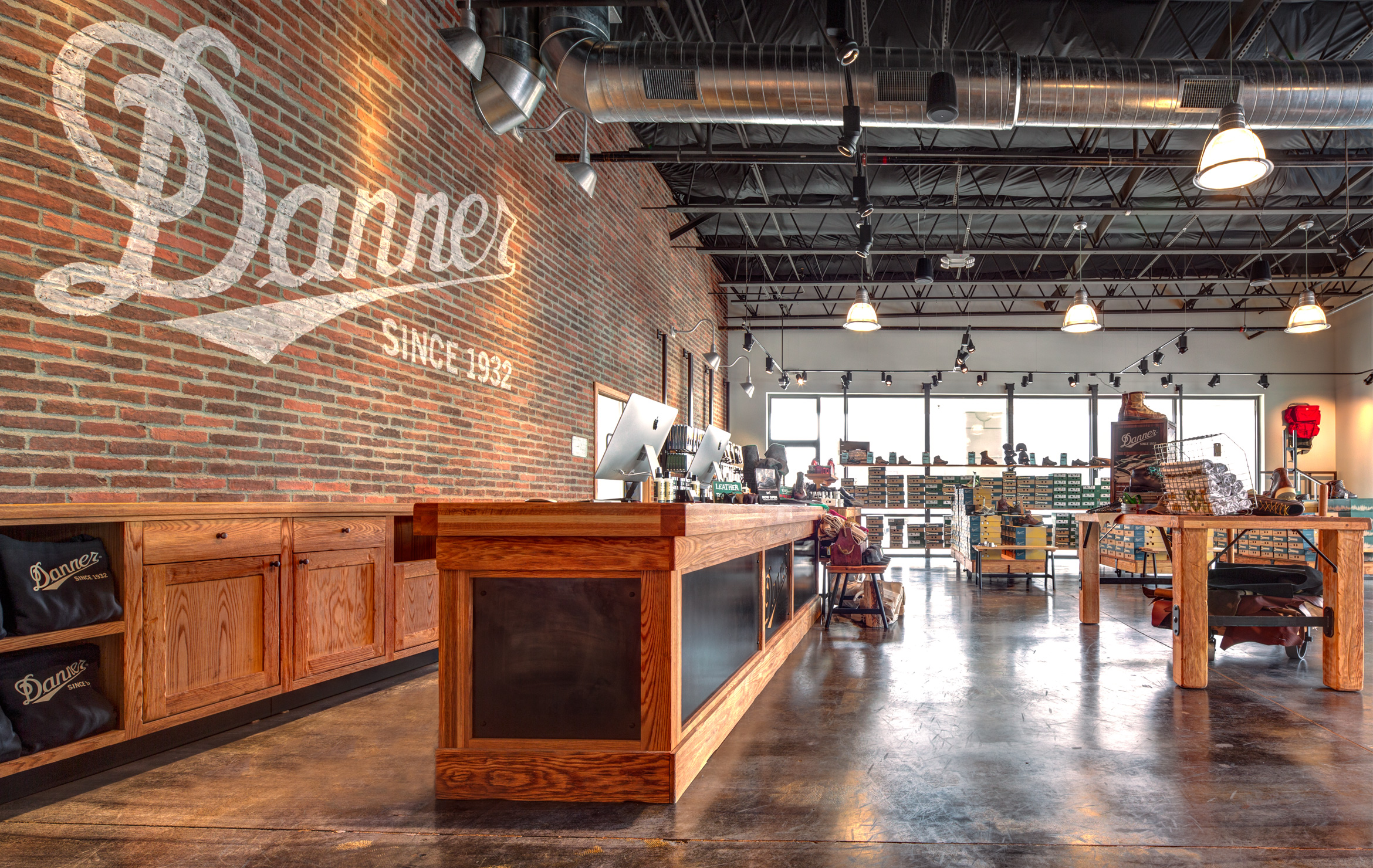 danner-tannasbourne-featured